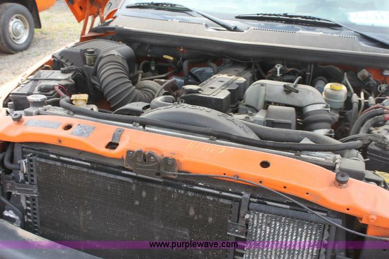 image for item 6096 2001 Dodge Ram 2500 pickup truck