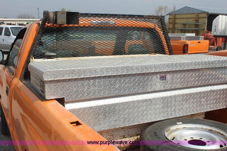 image for item 6096 2001 Dodge Ram 2500 pickup truck