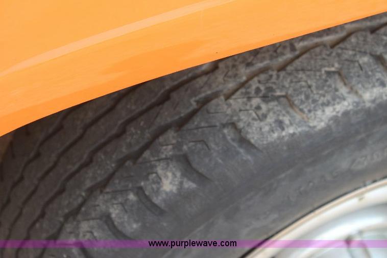 image for item 6096 2001 Dodge Ram 2500 pickup truck