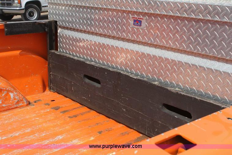 image for item 6099 2001 Dodge Ram 2500 pickup truck