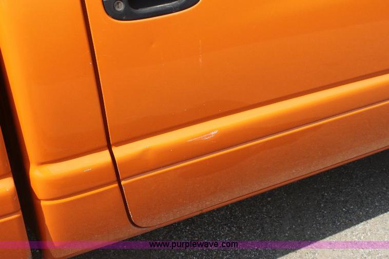 image for item 6099 2001 Dodge Ram 2500 pickup truck