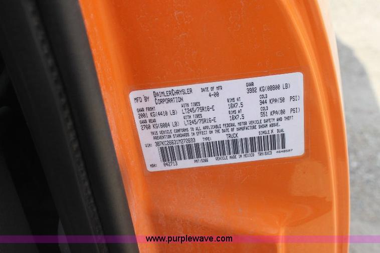 image for item 6099 2001 Dodge Ram 2500 pickup truck