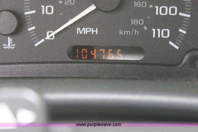 image for item 6103 2002 Chevrolet Cavalier