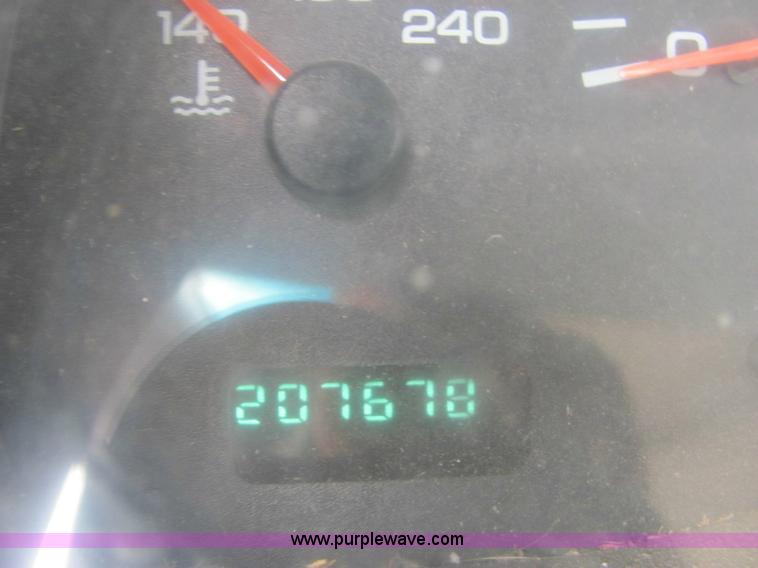 image for item 6162 2001 Dodge Ram 2500 pickup truck