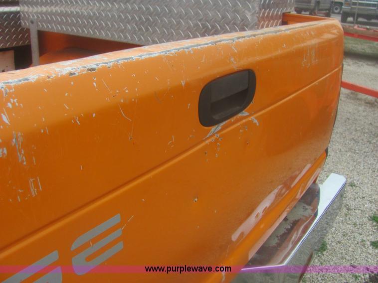 image for item 6162 2001 Dodge Ram 2500 pickup truck