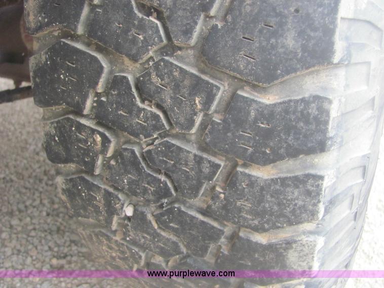 image for item 6162 2001 Dodge Ram 2500 pickup truck