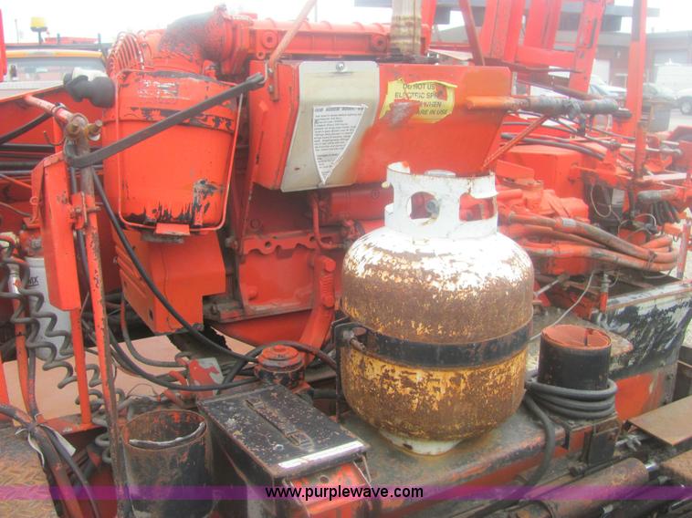 image for item 6163 1994 LeeBoy 1000BH asphalt paver