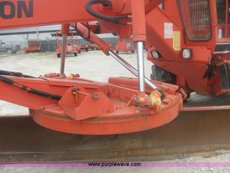 image for item 6165 1995 Galion 830 motor grader