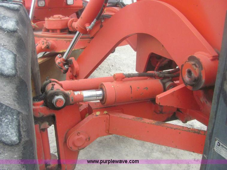 image for item 6165 1995 Galion 830 motor grader