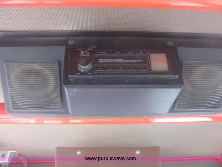 image for item 6165 1995 Galion 830 motor grader