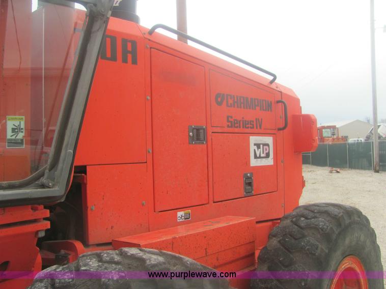 image for item 6168 1996 Champion 710A motor grader