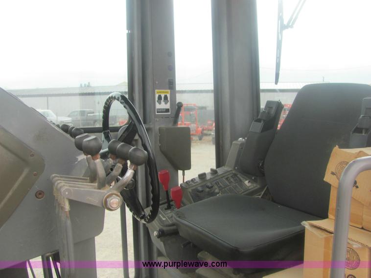 image for item 6168 1996 Champion 710A motor grader