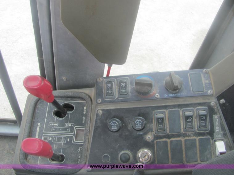 image for item 6168 1996 Champion 710A motor grader