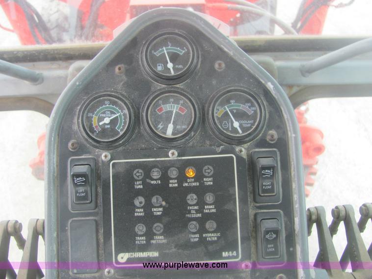 image for item 6168 1996 Champion 710A motor grader