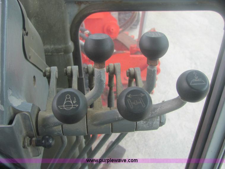 image for item 6168 1996 Champion 710A motor grader