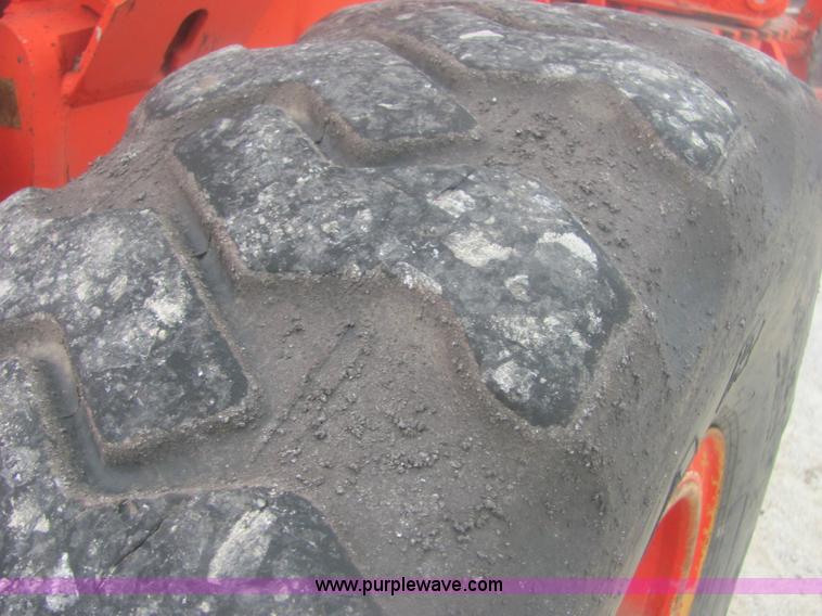 image for item 6168 1996 Champion 710A motor grader