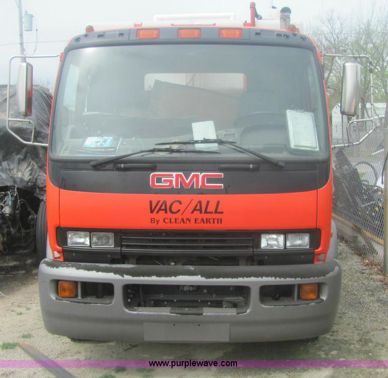 image for item 6170 2002 GMC T7500 street sweeper