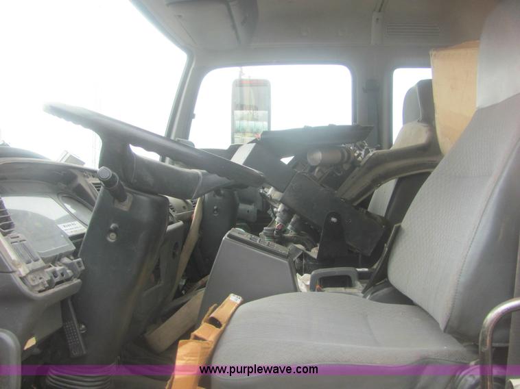 image for item 6170 2002 GMC T7500 street sweeper