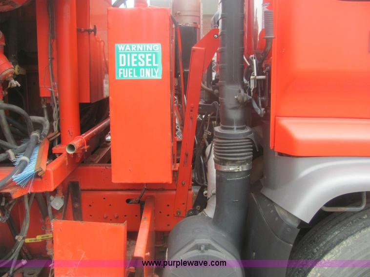 image for item 6170 2002 GMC T7500 street sweeper