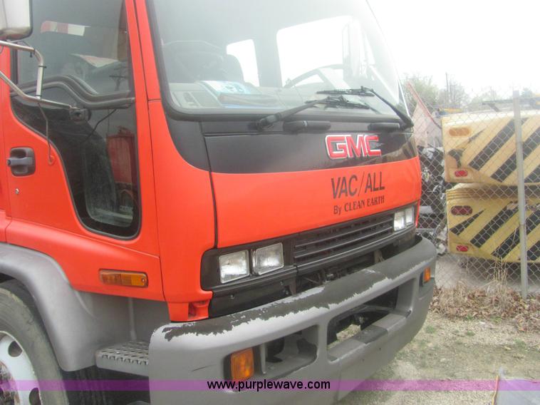 image for item 6170 2002 GMC T7500 street sweeper