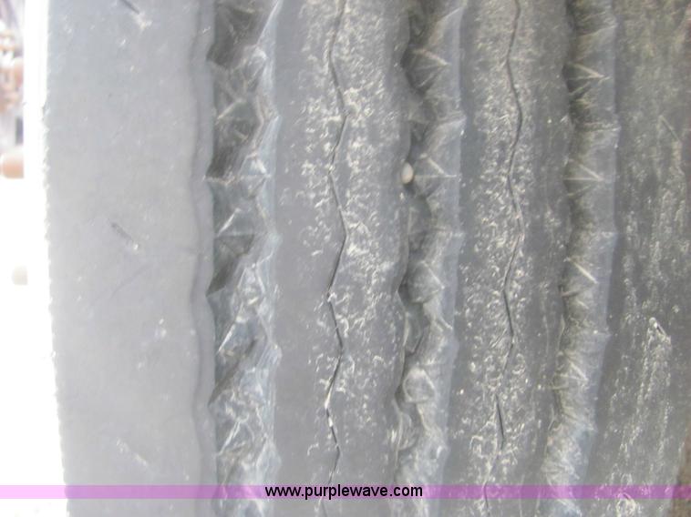 image for item 6170 2002 GMC T7500 street sweeper