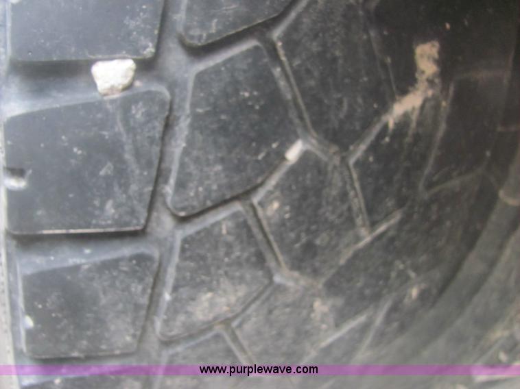 image for item 6170 2002 GMC T7500 street sweeper