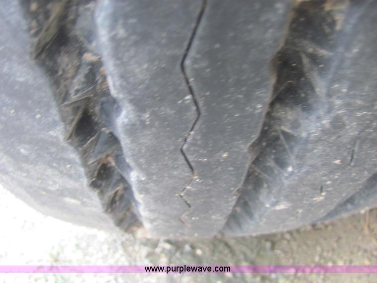 image for item 6170 2002 GMC T7500 street sweeper