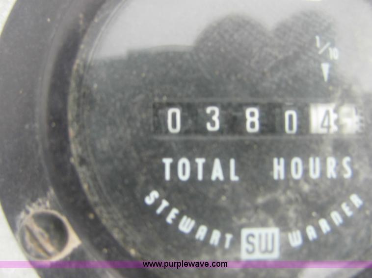 image for item 6172 Durasig portable traffic signal system