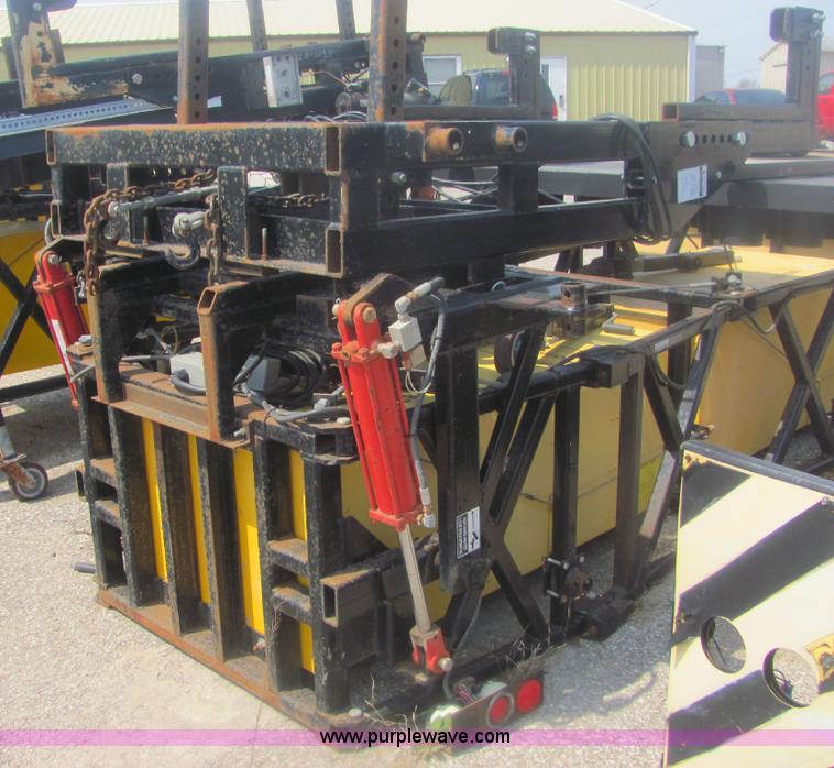 image for item 6192 Enabs Safe-Stop crash attenuator