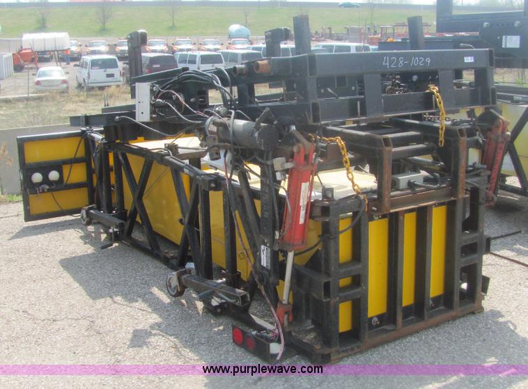 image for item 6198 Enabs Safe-Stop crash attenuator