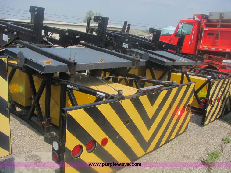 image for item 6198 Enabs Safe-Stop crash attenuator