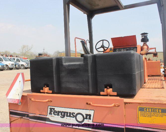 image for item 6254 1991 Ferguson 912 pneumatic roller