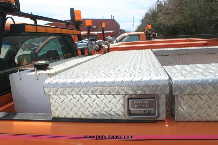 image for item 6271 2001 Dodge Ram 2500 pickup truck