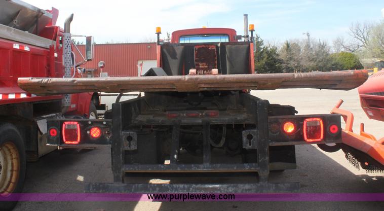 image for item 6282 1988 Ford T8000 rollback truck