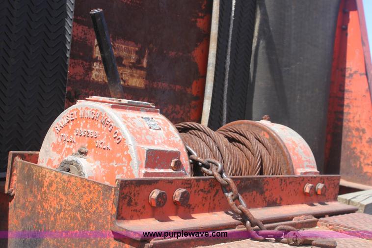 image for item 6282 1988 Ford T8000 rollback truck