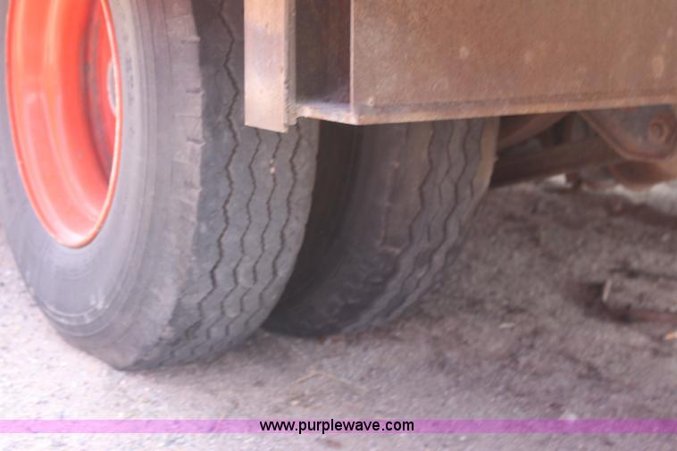 image for item 6292 1996 Landoll 345-31 trailer