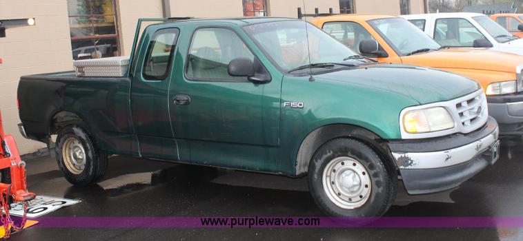 image for item 6307 1999 Ford F150 extended cab pickup truck
