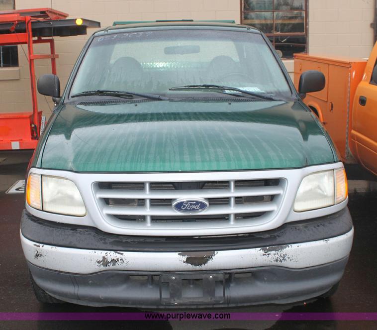 image for item 6307 1999 Ford F150 extended cab pickup truck