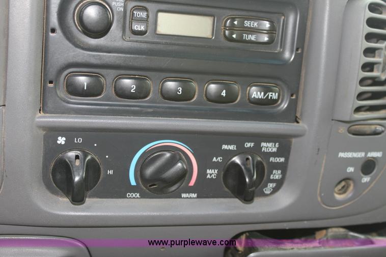 image for item 6307 1999 Ford F150 extended cab pickup truck