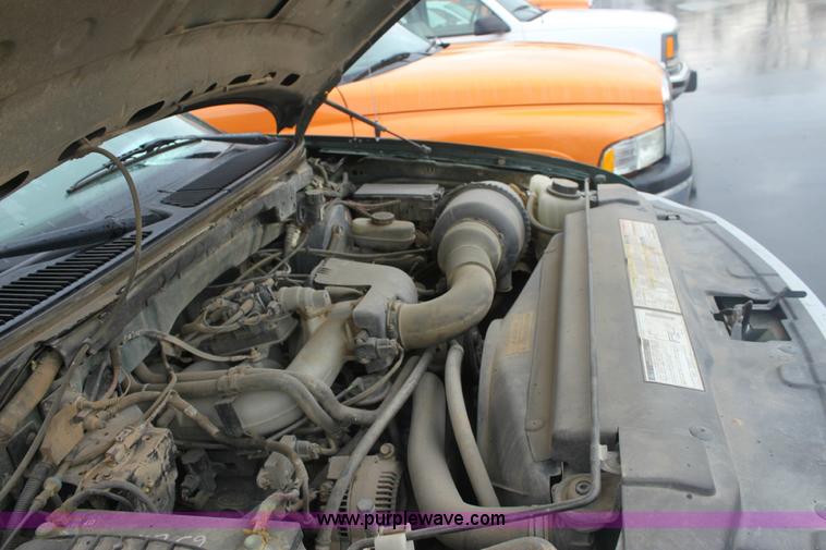 image for item 6307 1999 Ford F150 extended cab pickup truck