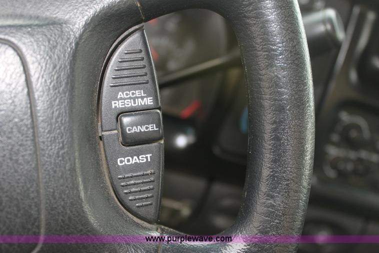 image for item 6308 2001 Dodge Ram 2500 pickup truck