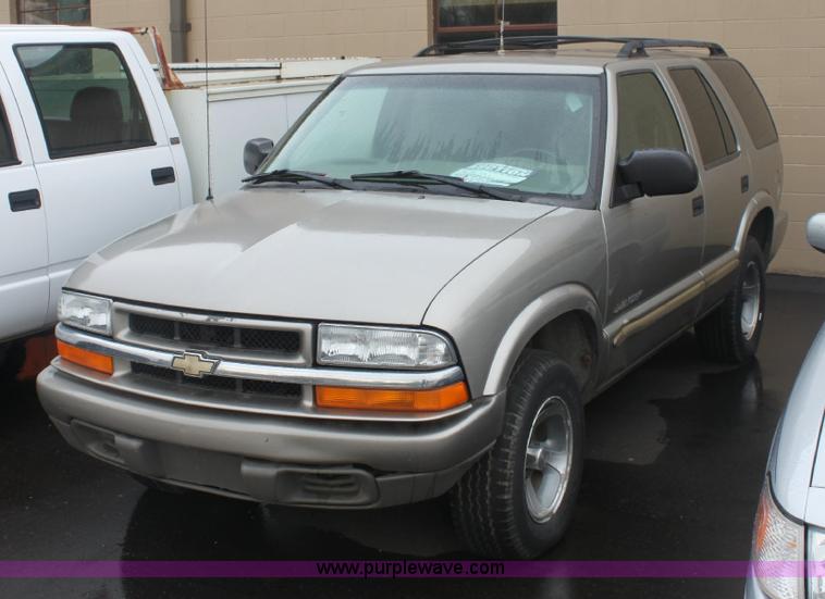 image for item 6309 2002 Chevrolet Blazer LS SUV