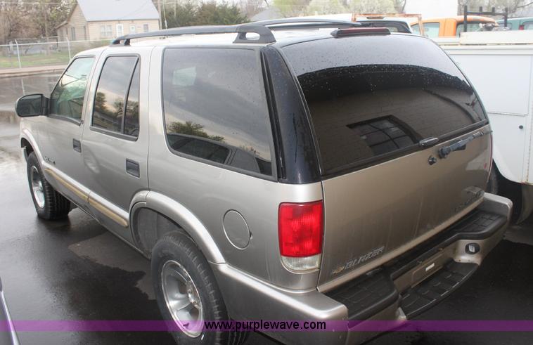 image for item 6309 2002 Chevrolet Blazer LS SUV