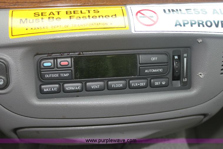 image for item 6310 2002 Ford Crown Victoria LX