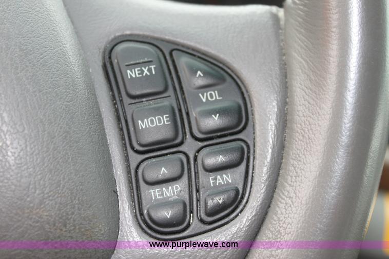 image for item 6310 2002 Ford Crown Victoria LX