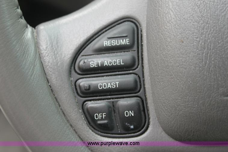 image for item 6310 2002 Ford Crown Victoria LX