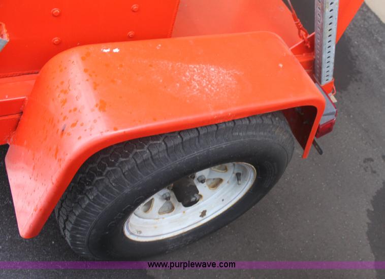 image for item 6313 1997 Winko Sunray arrow board