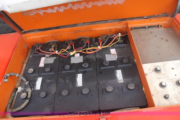 image for item 6313 1997 Winko Sunray arrow board