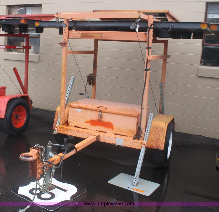 image for item 6314 1997 Winko Sunray arrow board