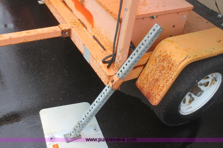 image for item 6314 1997 Winko Sunray arrow board